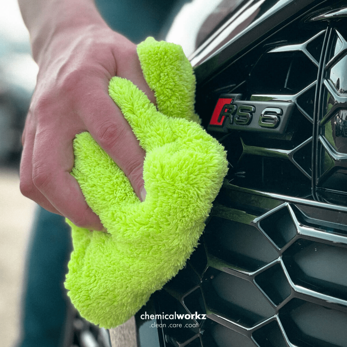 Chemicalworkz Edgeless Soft Touch Towel Jeshile - IČNERP