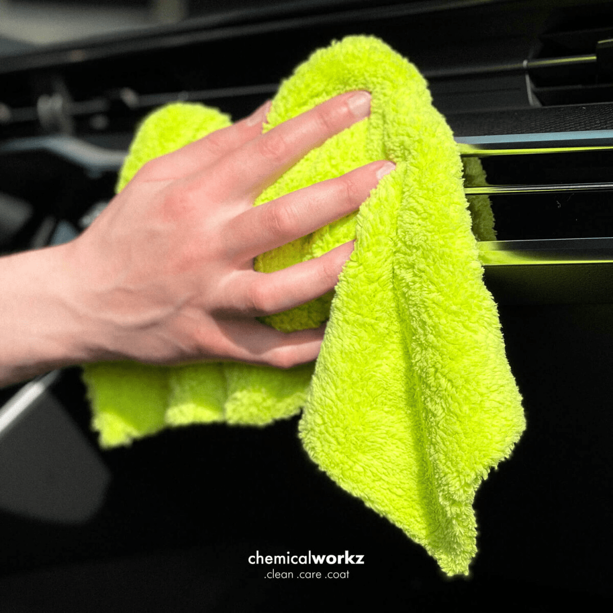 Chemicalworkz Edgeless Soft Touch Towel Jeshile - IČNERP